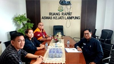 Laporan terhadap Oknum Jaksa RS berjalan lambat, 7 bulan berlalu tanpa ada kejelasan. Korban minta keadilan ke Kejaksaan Tinggi Lampung didamping Subur Jaya Lawfirm FERADI WPI