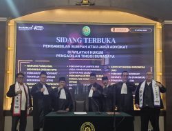 Dwi Siswanto, Siswono, Yulianto Kiswocahyono, Noviyadi, Kamari, Sumpah Advokat di Pengadilan Tinggi Surabaya, melalui FERADI WPI