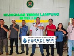 Istri M. Umar bin Abu Tholib kecewa dengan lambannya proses Kejati Lampung memproses Dugaan Pelanggaran Oknum Jaksa yang menuntut suaminya