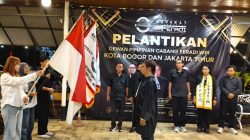 Waketum Adv. Suwanto SH MH kalungkan Slempang DPC kepada Ketua Adv. Erwin Maulana Tandai Dilantiknya DPC FERADI WPI Kota Bogor