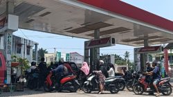 SPBU Tomoni Pertegas Antrian, Kendaraan yang Mengisi Berulang Tak dilayani